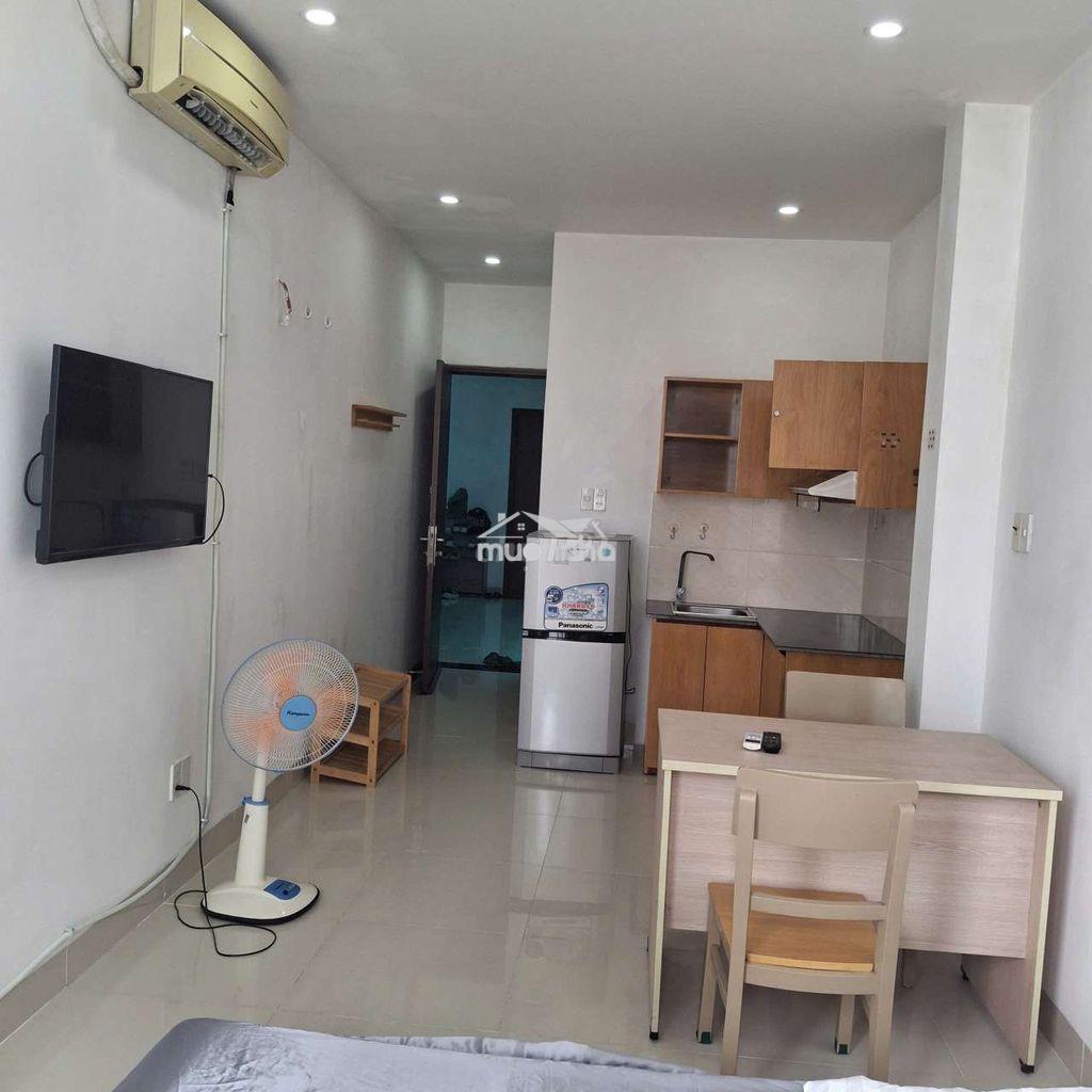 Chdv full nội thất có ban công mini tại 793 trần xuân soạn, q7 - 2