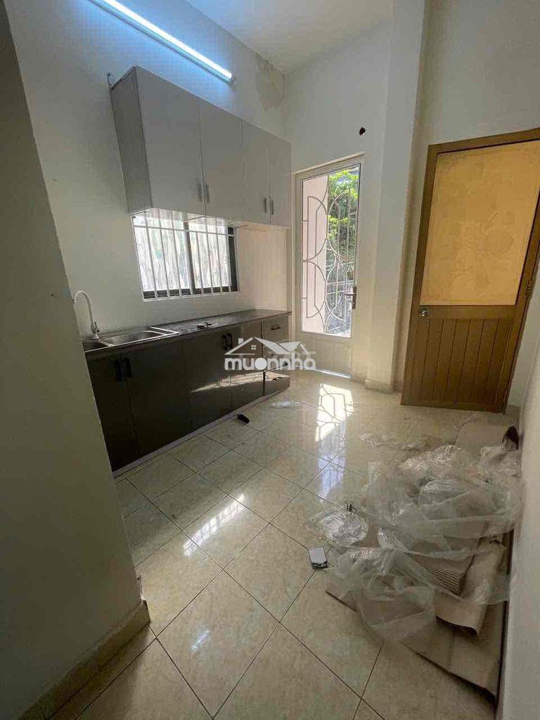 Cho thuê nguyên tầng 1, lối đi riêng - 55m2 có 2pn riêng biệt - 3