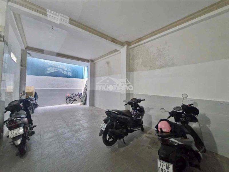 Hiếm mt đường số 8 trường thọ – nhà 4 tầng, 9 phòng - giá 13.5 tỷ