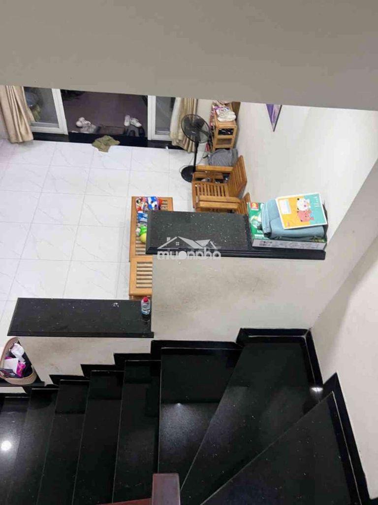 ⚡ Hàng hiếm khu chợ đầu mối ⚡
🏠 nhà 3 tầng đúc thật, 60m² 
🚘 - 4