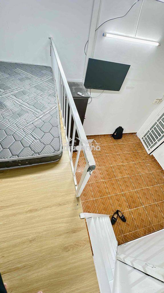 Phòng mới xây coa gác ban công trung tâm quận 10 - 3