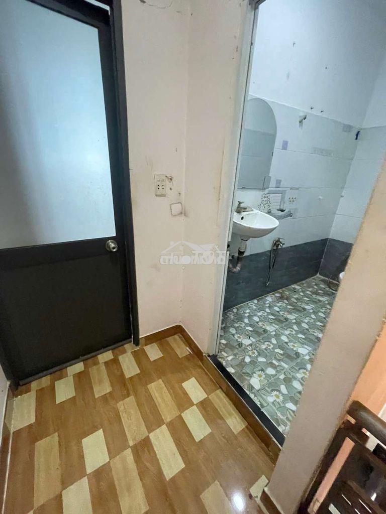 Cho thuê nhà 5tr5 hiệp thành 35 gần hồ bơi, trường học võ trường toản - 3