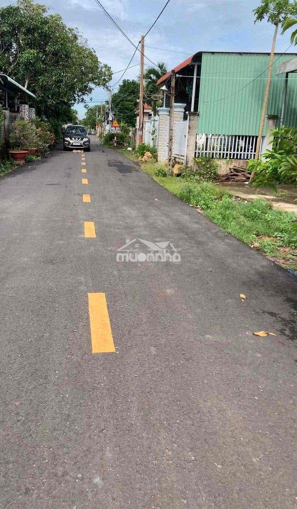 Đất nền có nhà cấp 4 - 3