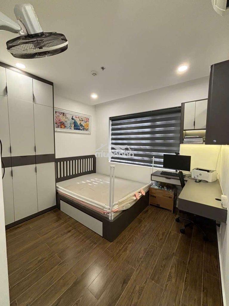 Cho thuê căn hộ cao cấp phú đông sky garden 10tr/2pn,2wc/70m2 full nt - 2
