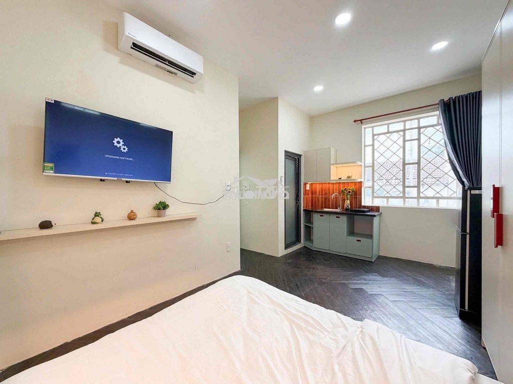 Studio cửa sổ full nội thất siuu đẹp ngay sư vạn hạnh - q3 - 2