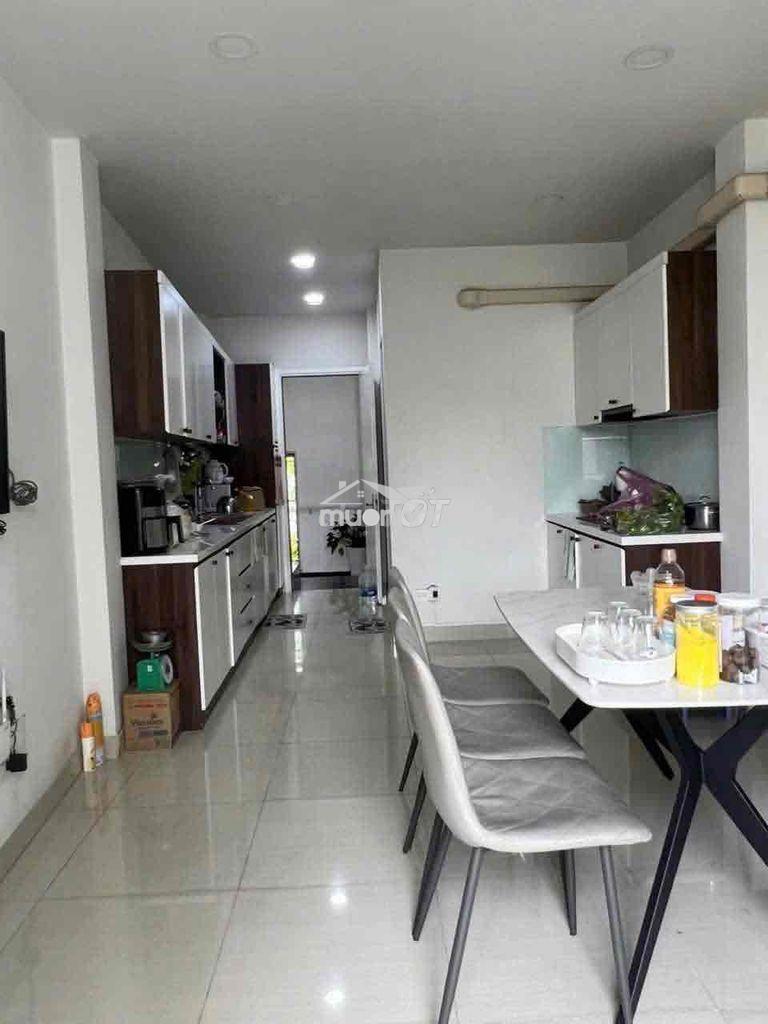Cho thuê nhà nguyên căn nguyễn hữu cảnh - 3 tầng - hẻm oto - - 2
