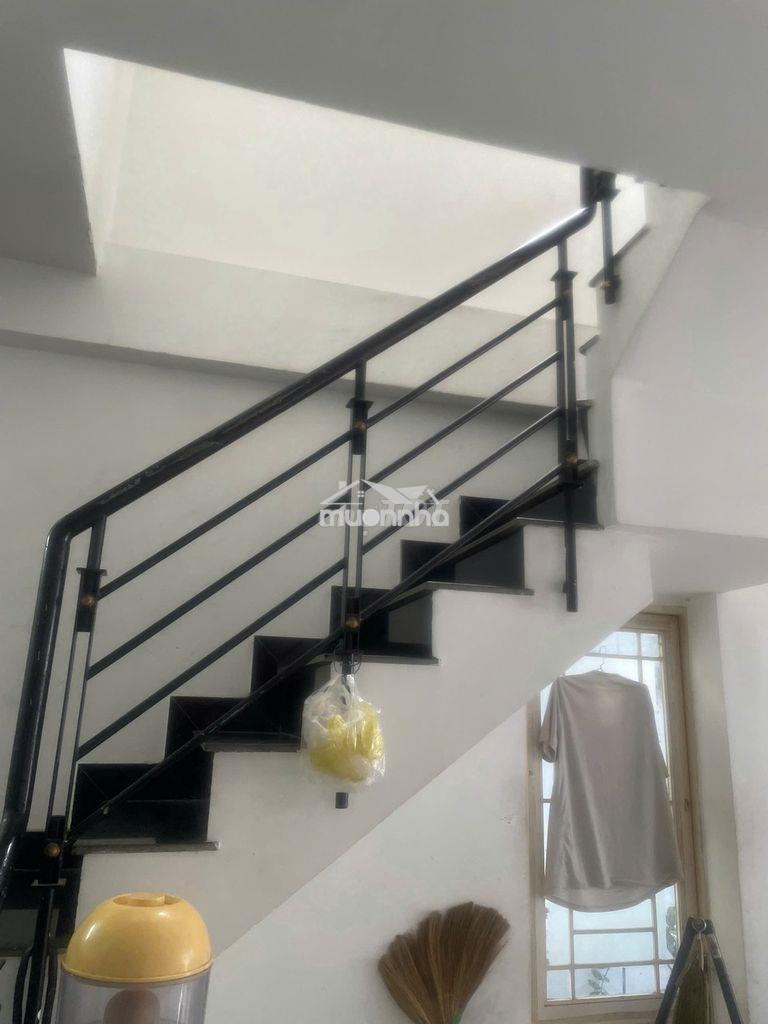 Nhà hxh trần thị vững cho thuê, t+l, giá 8tr/ tháng