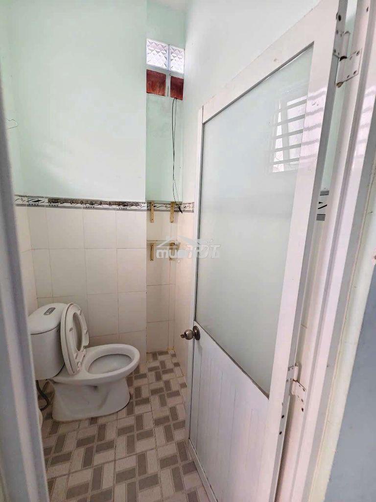Cho thuê nhà hẽm 994 huỳnh tấn phát  - 4