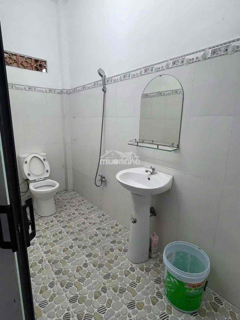 Nhà công nhân đường xe này kp1 an hoà đầy đủ công năng đất sạch ở liền