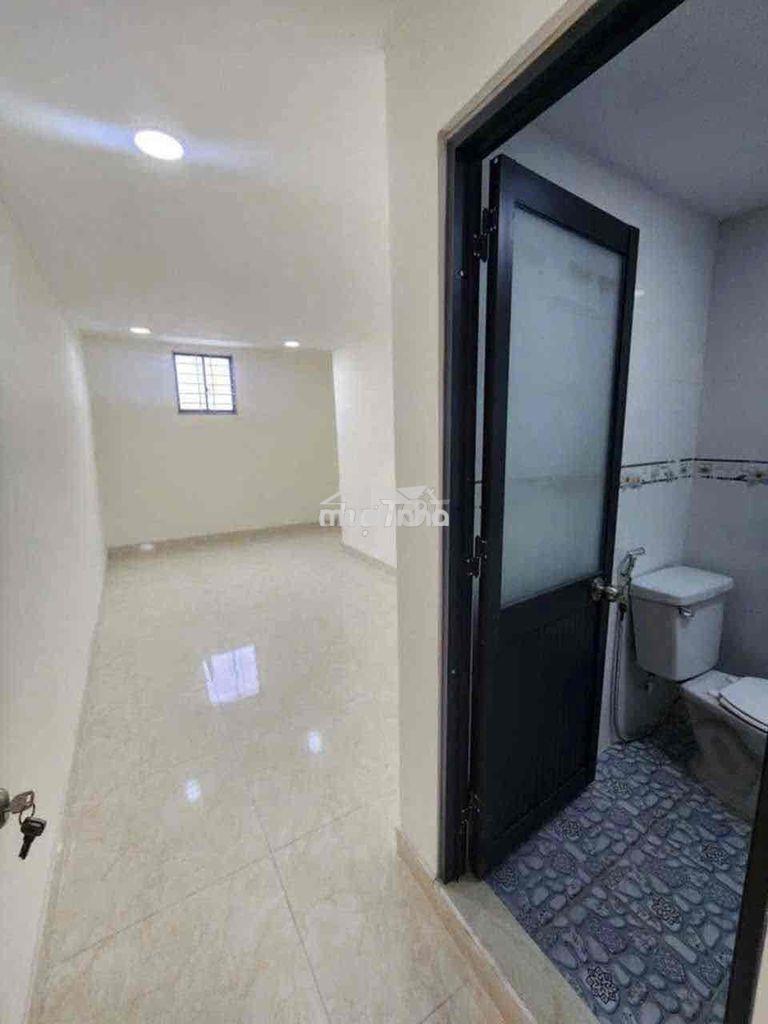 Cho thuê nhà 1 lầu, 50m2, hẻm 2172, ql1a, tmt, q12, gần cvpm qt - 2