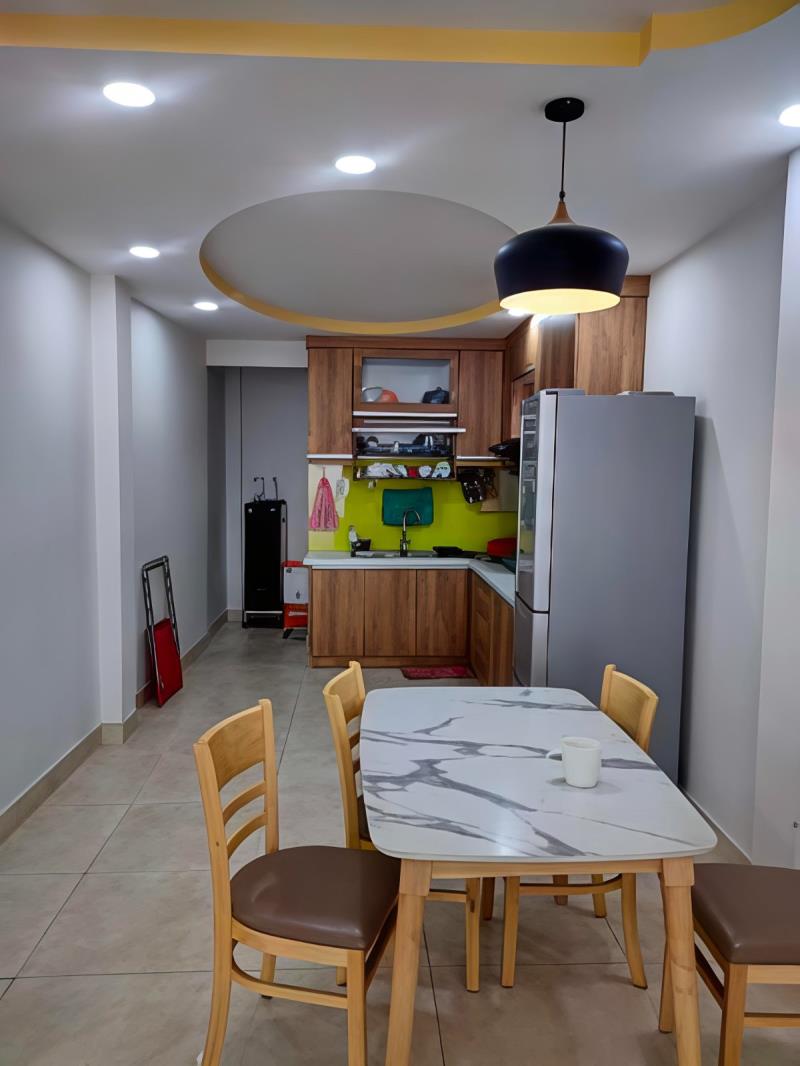 Bán nhà nguyễn văn công 66m2 4 tầng gần sân bay - 2