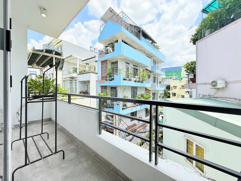 Studio phan đăng lưu, phú nhuận - ban công, tách bếp - full nội thất - 3