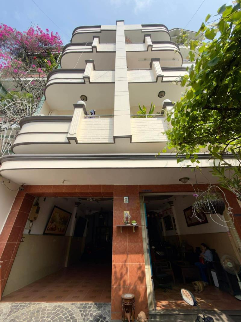 Bán gấp! nhà 5 tầng ngay sân bay, 183m2, ngang 7m, sổ vuông. sẵn 18 chdv cho thuê. pháp lý chuẩn.