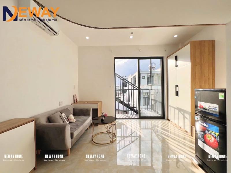 Cho thuê duplex ban công gần đầm sen - 3