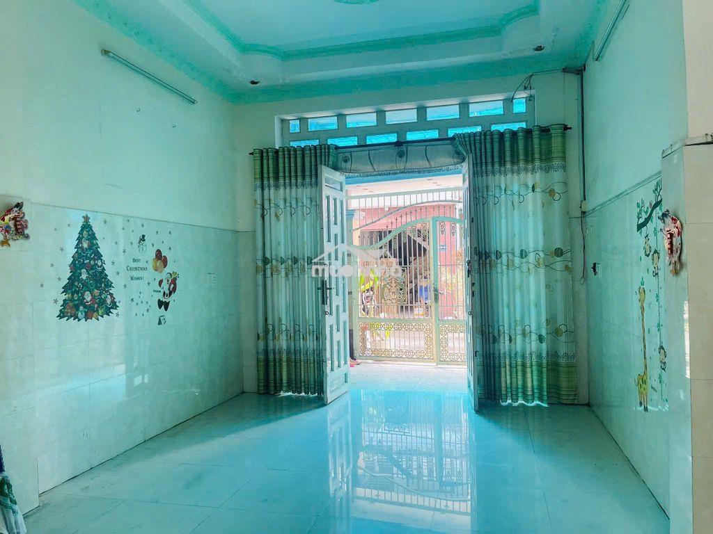 Cho thuê nhà hẻm 536/2 bâu cơ - dt 4 x 17 đúc 1 lầu : 2 pn , 2 wc - 3