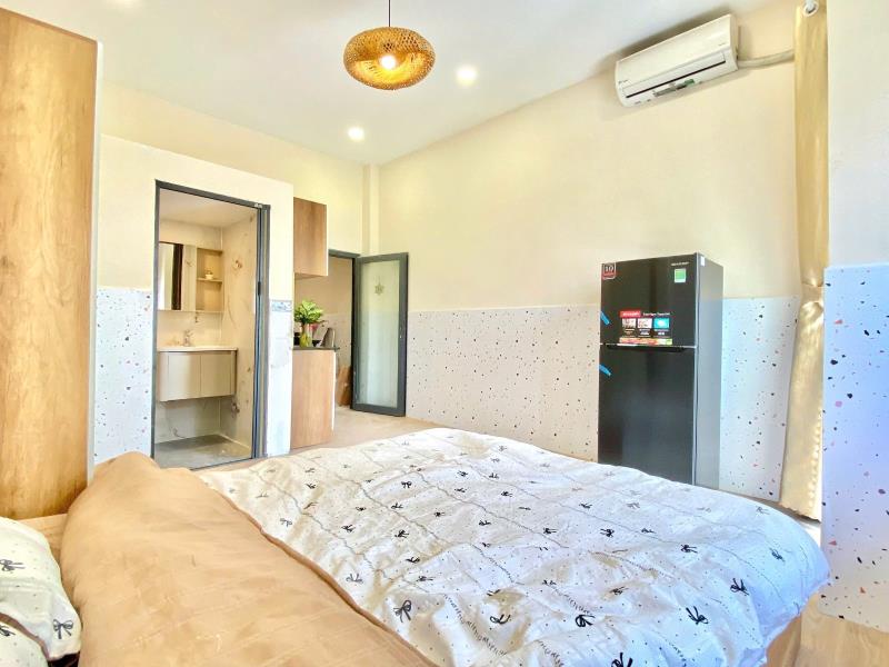 Phòng trọ ban công full nội thất nguyễn gia trí bình thạnh gần ngoại thương, gtvt, hàng xanh quận 1 - 3