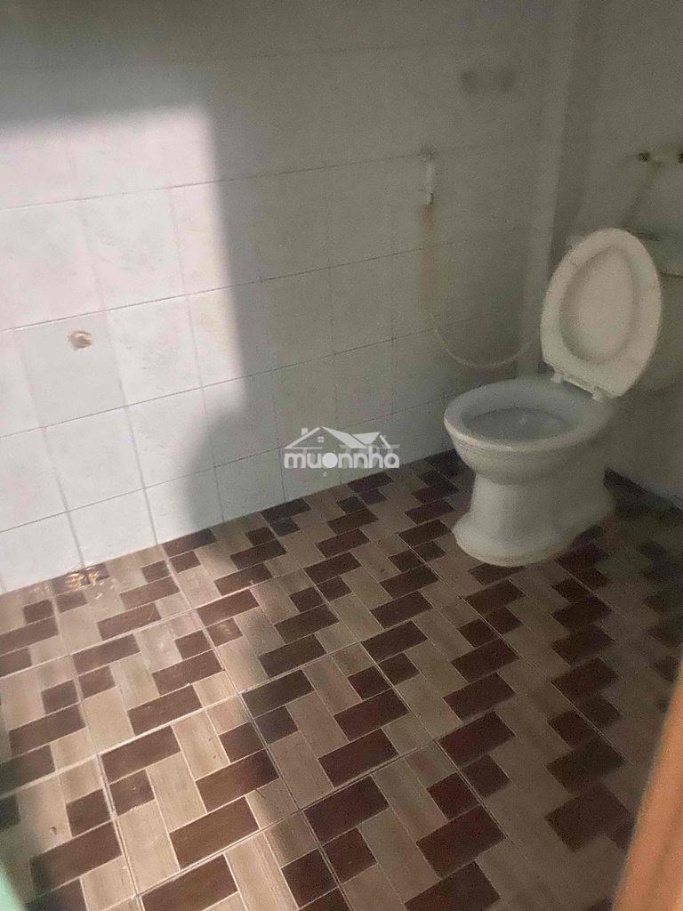 Nhà cấp 4; 4*9 sau căn mặt tiền rẻ chốt lẹ - 4