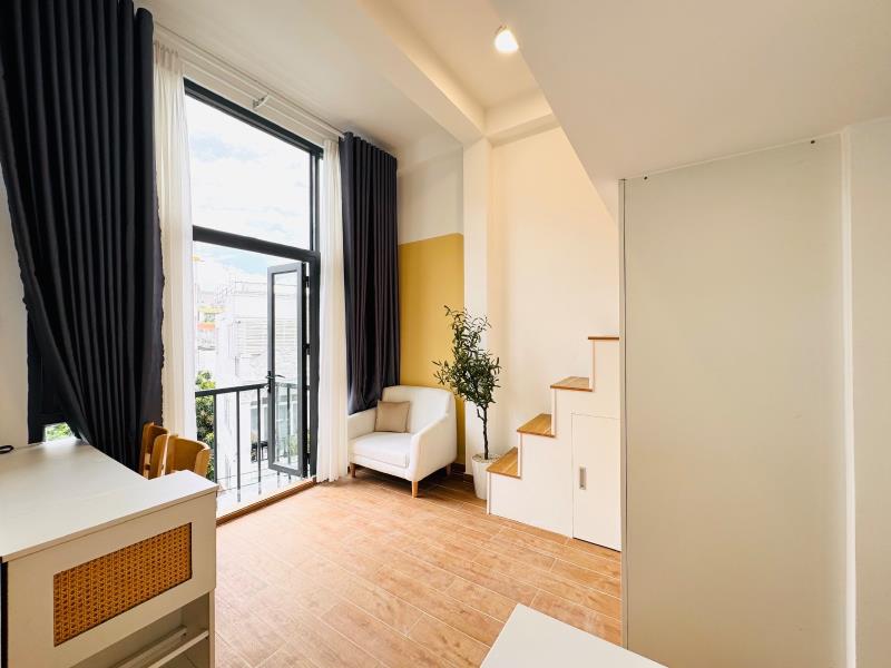 Cho thuê duplex ban công ở được 3-4 bạn sát uth,hutech..  - 2