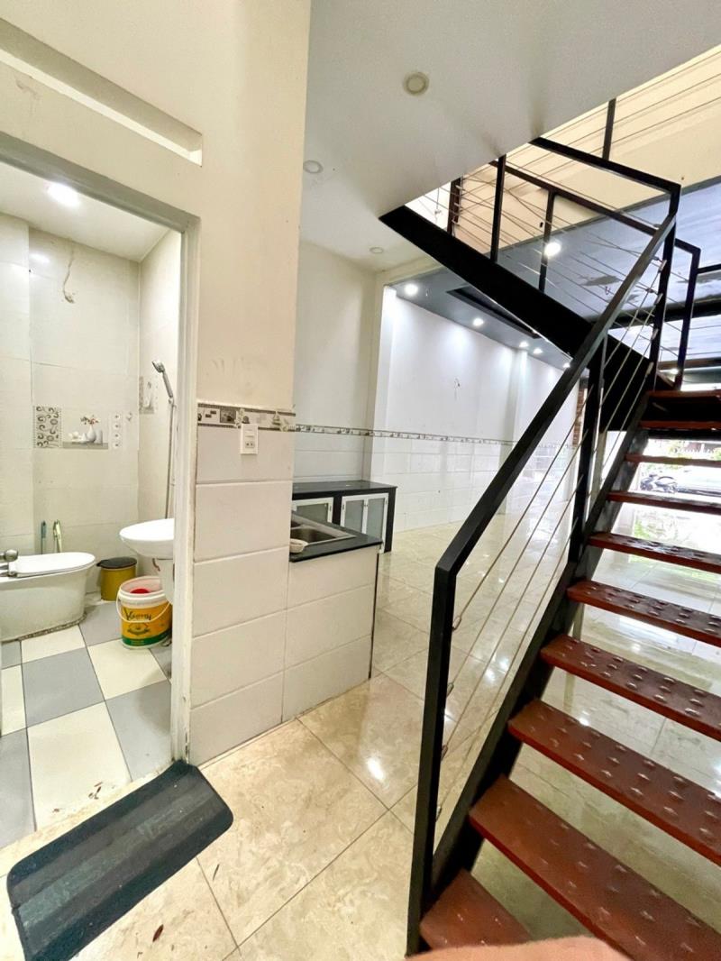 Giáp lũy bán bích – mặt tiền lương minh nguyệt – phú thạnh – tân phú – dt: 4.2*18.5m – 10 tỷ 9 - 3