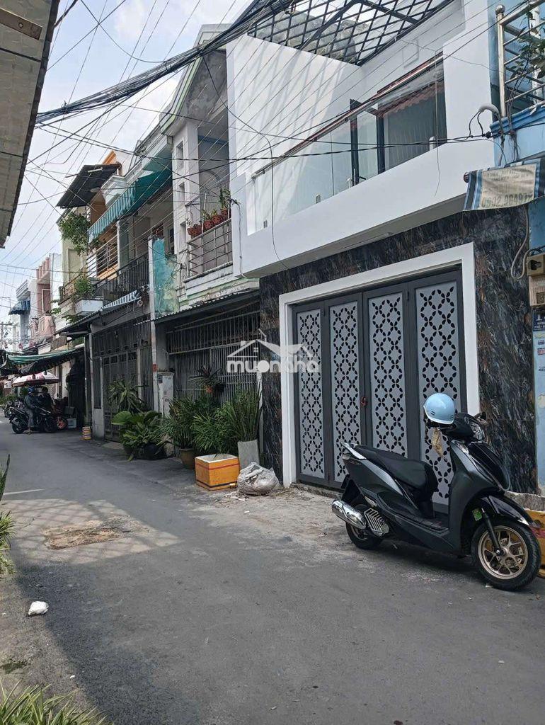 Đường 47  xe hơi đối diện gigamal  - 2