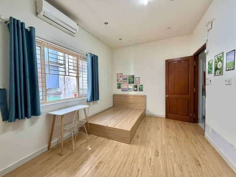 Phòng full nội thất - cửa sổ trời lớn - ngay dh văn lang, iuh - xung quanh nhiều tiện ích