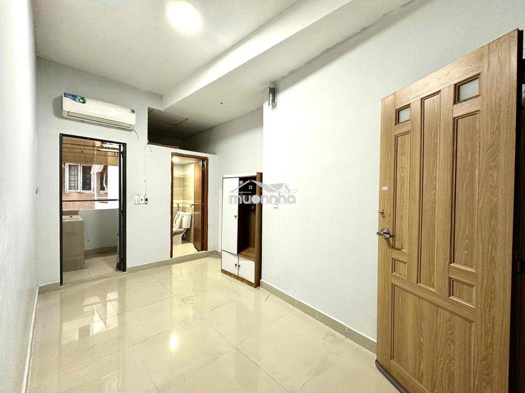 Studio ban công tách bếp có thang máy ngay vòng xoay lý thái tổ - 3