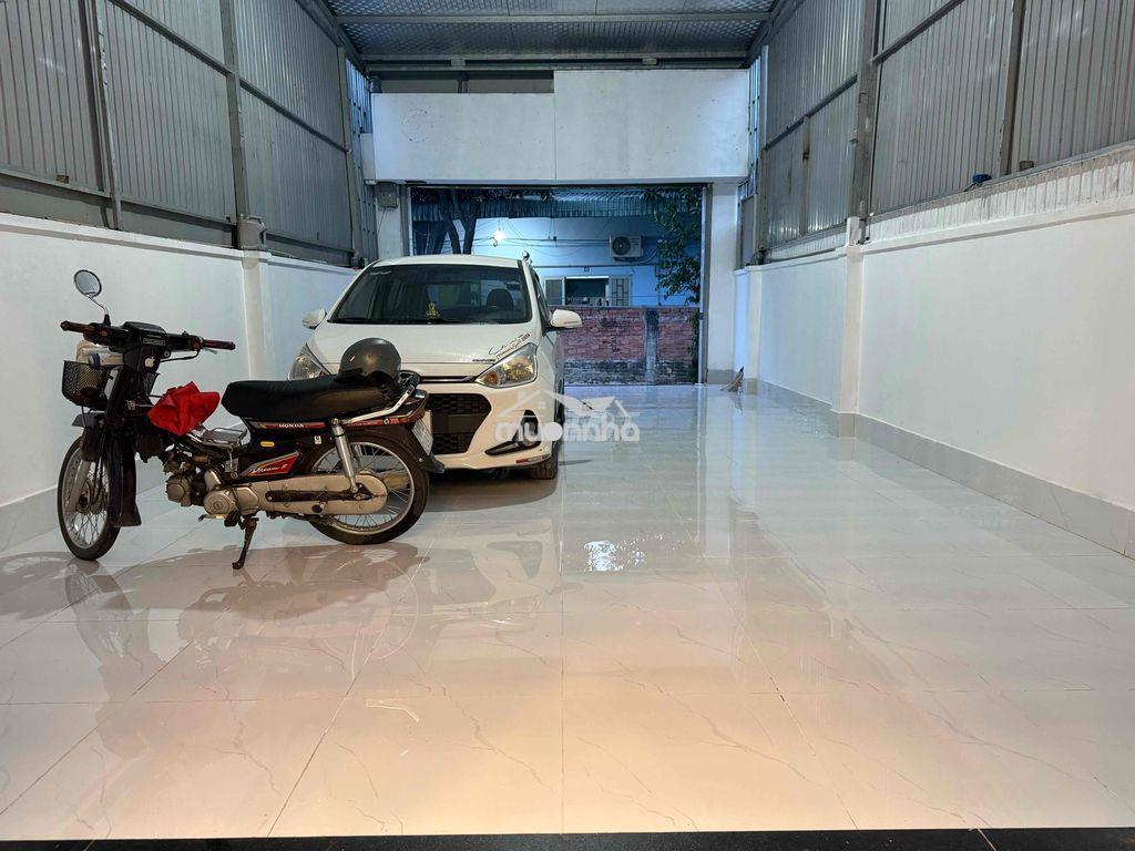 Nhà 1tr 1 lầu sân để được 2 xe hơi - 4
