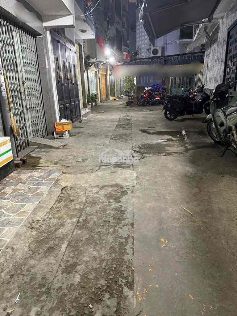 B.án nh.à trần bình trọng q.5 - 1 trệt 1 lửng 2 lầu st trước btct  - d