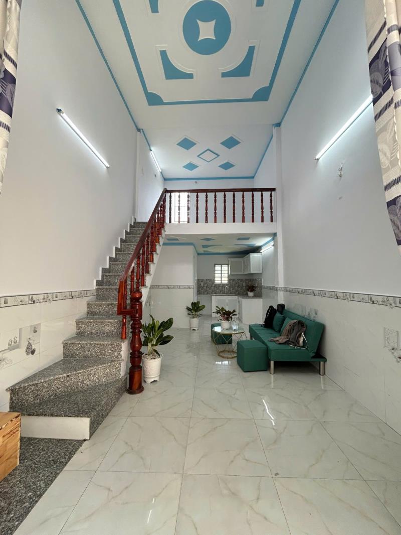 Nhà kiên cố 4x10m 1 trệt 1 lửng - giá 425 triệu - 2