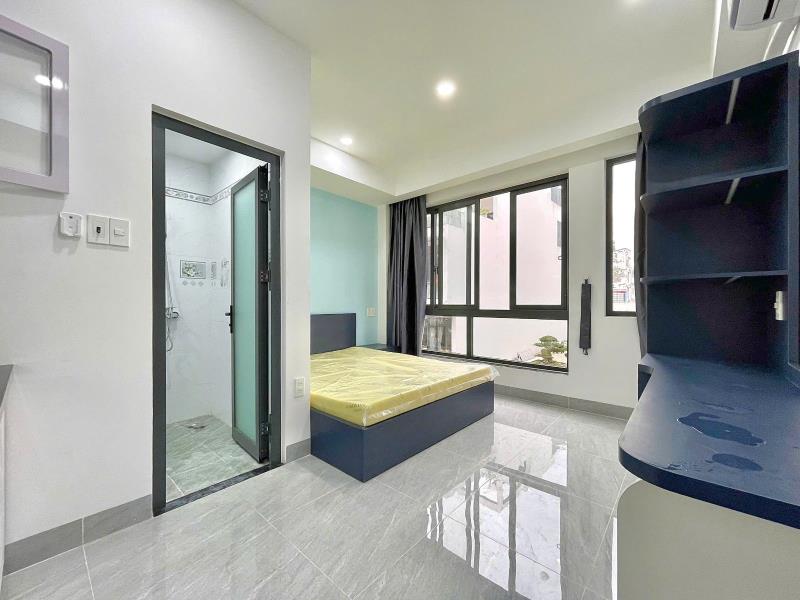 Khai trương nhà mới full nội thất - ban công - ngay ngã tư hàng xanh - cách dh hutech, uth, ngoại thương chỉ 5-10p  - 2