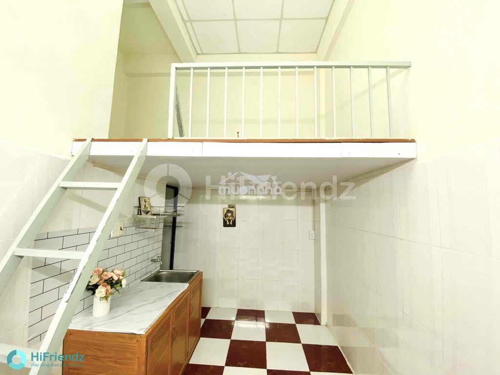 🔥Phòng gác cao 2m sẵn máy lạnh_thang máy_cách đh tài chính mkt 1,5km - 3
