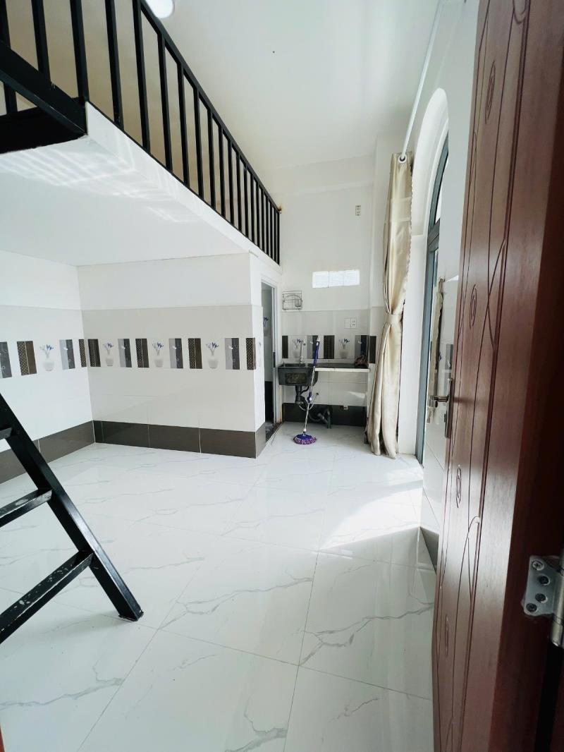 **Cho thuê căn hộ duplex đẹp – phòng rộng ban công  gần đh ngoại thương, hutech, uef, gtvt** - 4