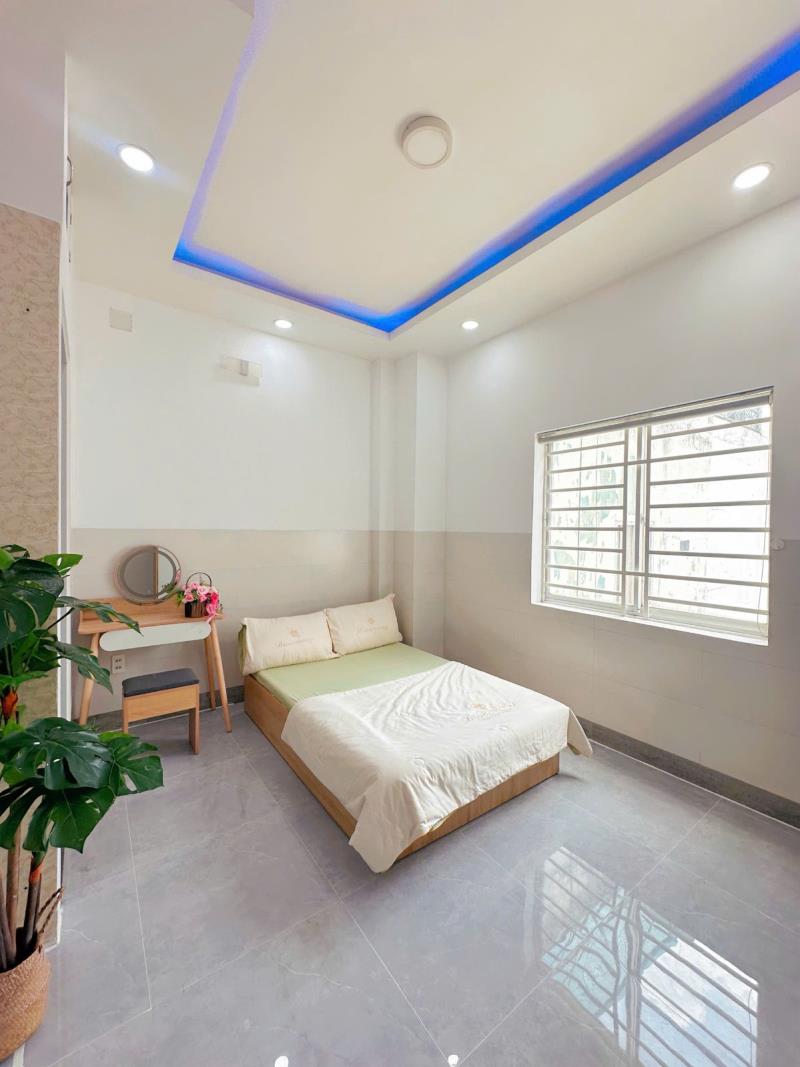Phòng cho thuê có thang máy - cửa sổ lớn gần dh công thương, dh văn hiến, aeon mall tân phú. - 3
