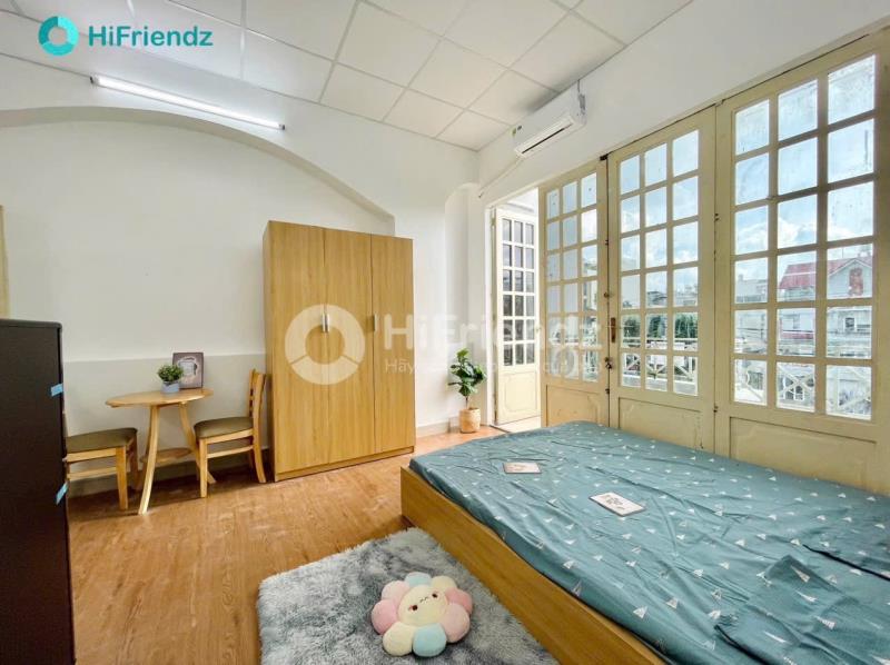 Phòng trọ cho thuê dạng studio ban công gần đh công thương - aeon tân phú .