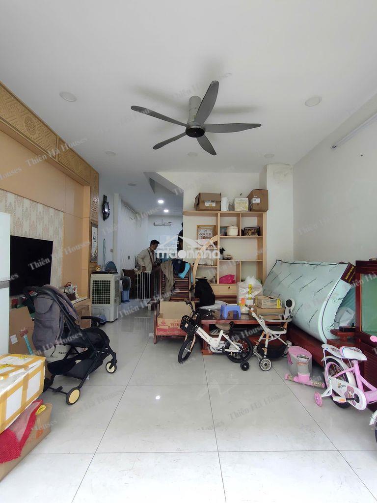 🏩 Phan đăng lưu phú nhuận – 4.5m x 11m – trệt 2 lầu st – 4pn full nt - 2
