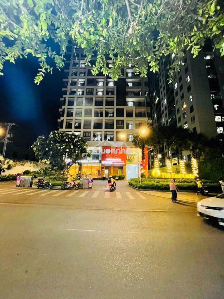 Căn hộ the eastgate, căn góc 2pn2wc - 2ty770, view hồ bơi, gas metro - 2