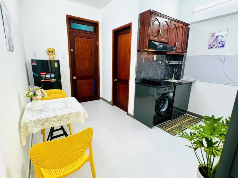 Căn hộ 1pn nguyễn hữu cảnh – cửa sổ – máy giặt riêng,cách đh hutech 1km, cách ga metro văn thánh 500m - 2
