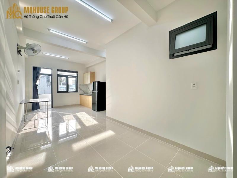 Khai trương căn hộ 2pn 2wc 70m2 ban công full nội thất gần ngã tư bốn xã