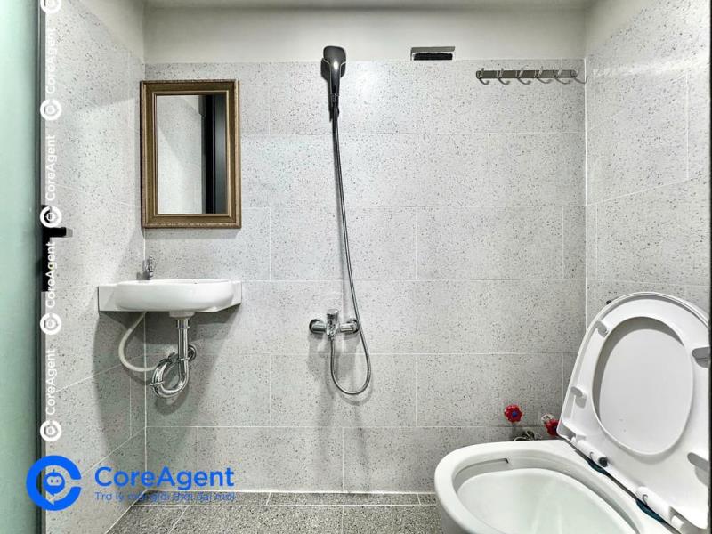 Trống lại 1 phòng giá rẻ kế bên đại học công thương 
