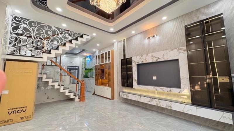 Giảm sốc 200tr – chỉ còn 6,2 tỷ _nhà 4 tầng mới xây – 75m² ,hxh, lê văn khương, q.12 - 3