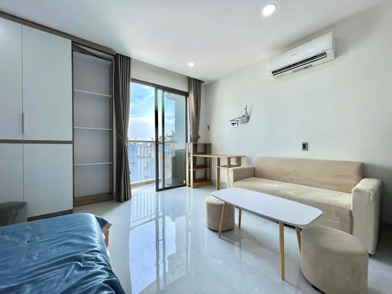 Căn hộ cho thuê 1 phòng ngủ ban công rộng, không gian thoáng, căn hộ rộng tại nguyễn thượng hiền, gần phan xích long và quận 3 - 3