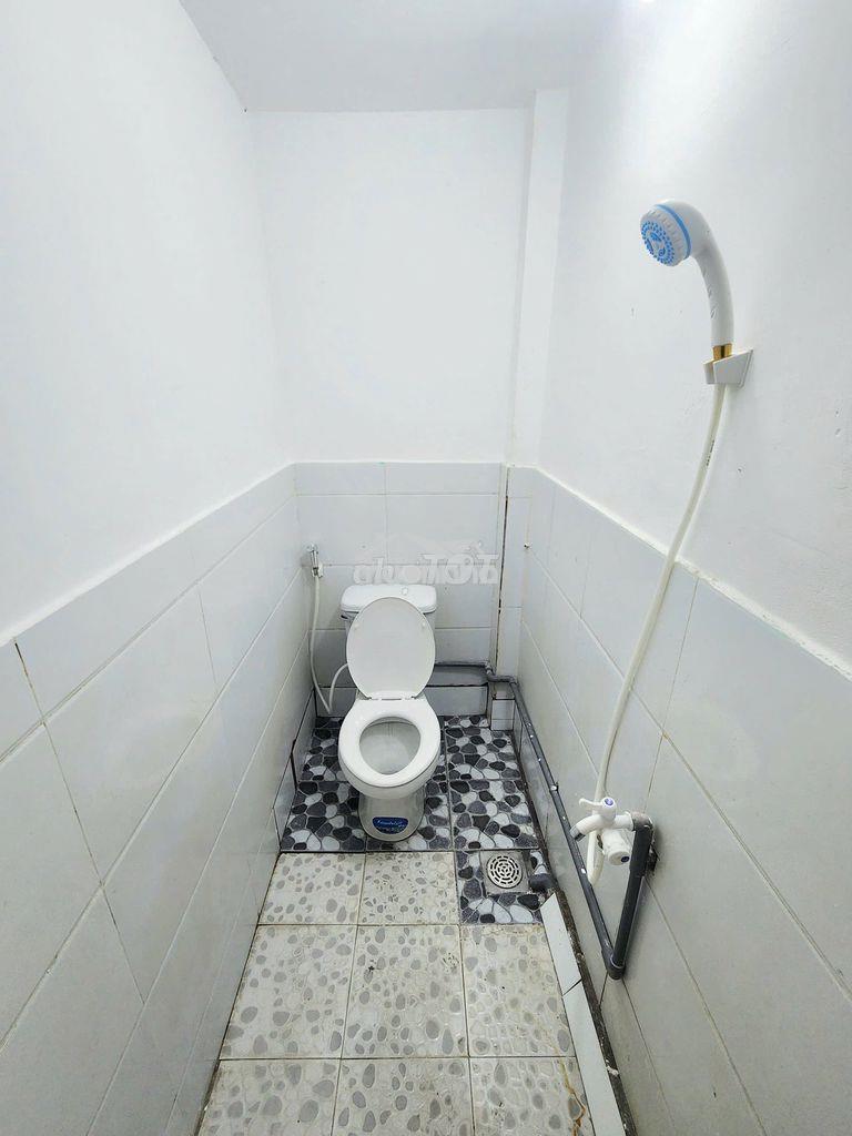 🏡🏡Phòng rộng, thoáng mát tự do gần cầu vượt linh xuân, làng đại học - 2
