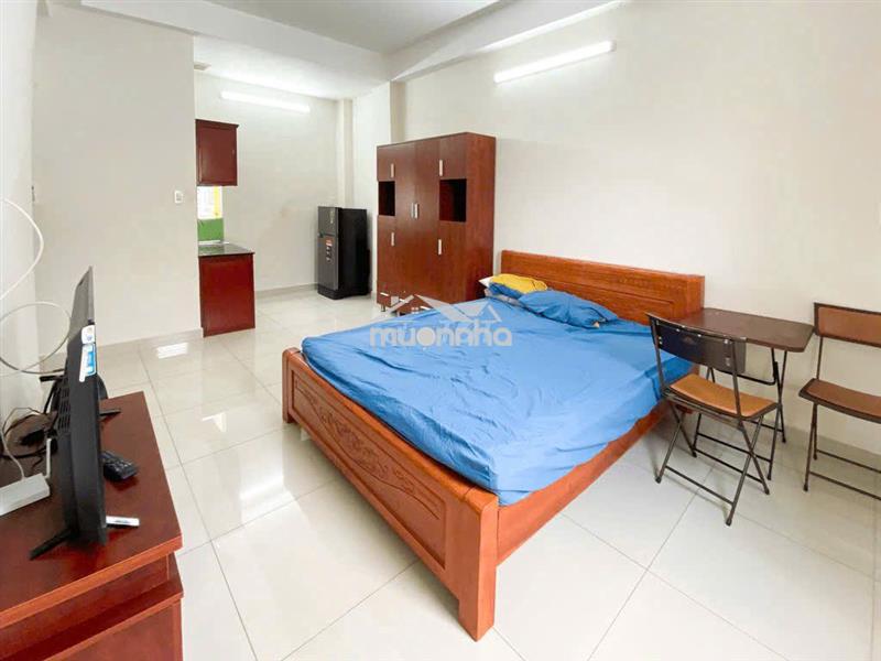 Phòng nhà mặt tiền q4, full nt, thang máy, cửa sổ lớn
