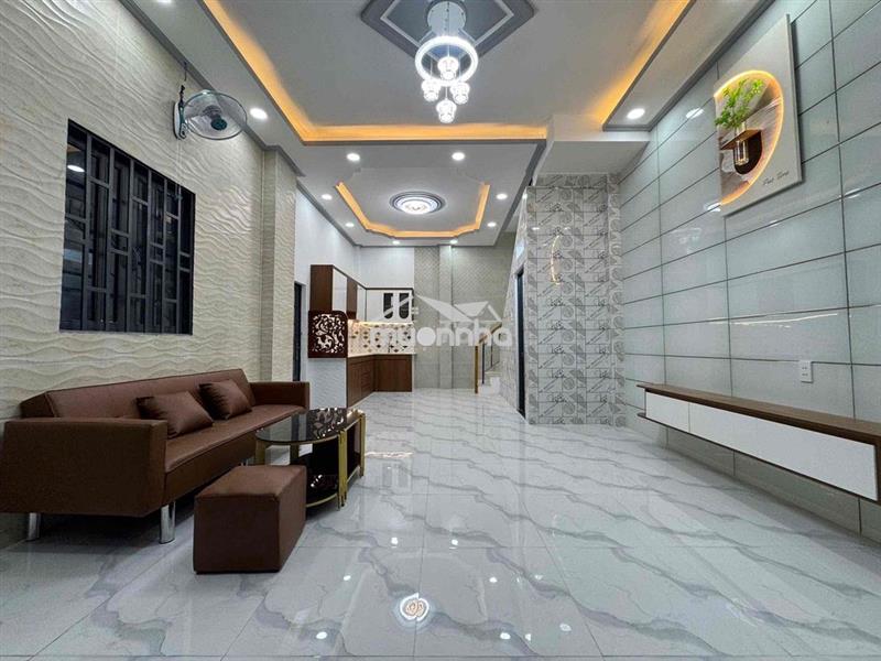 Nhà mới 4.6m x 9.5m - bến xe miền tây - hẻm thông - shr - hoàn công -