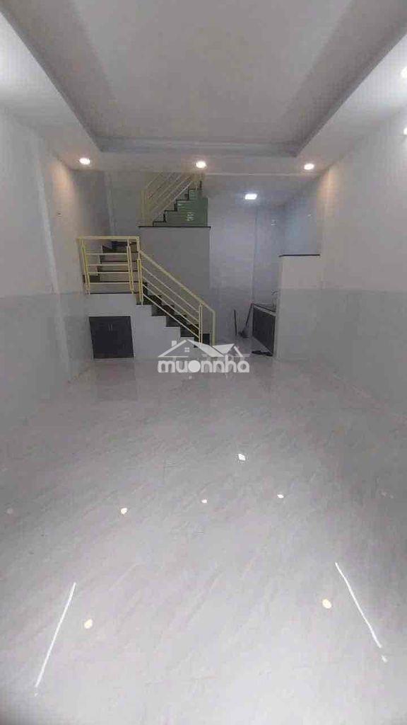 Lý nam đế q11 hẻm xe hơi - 2