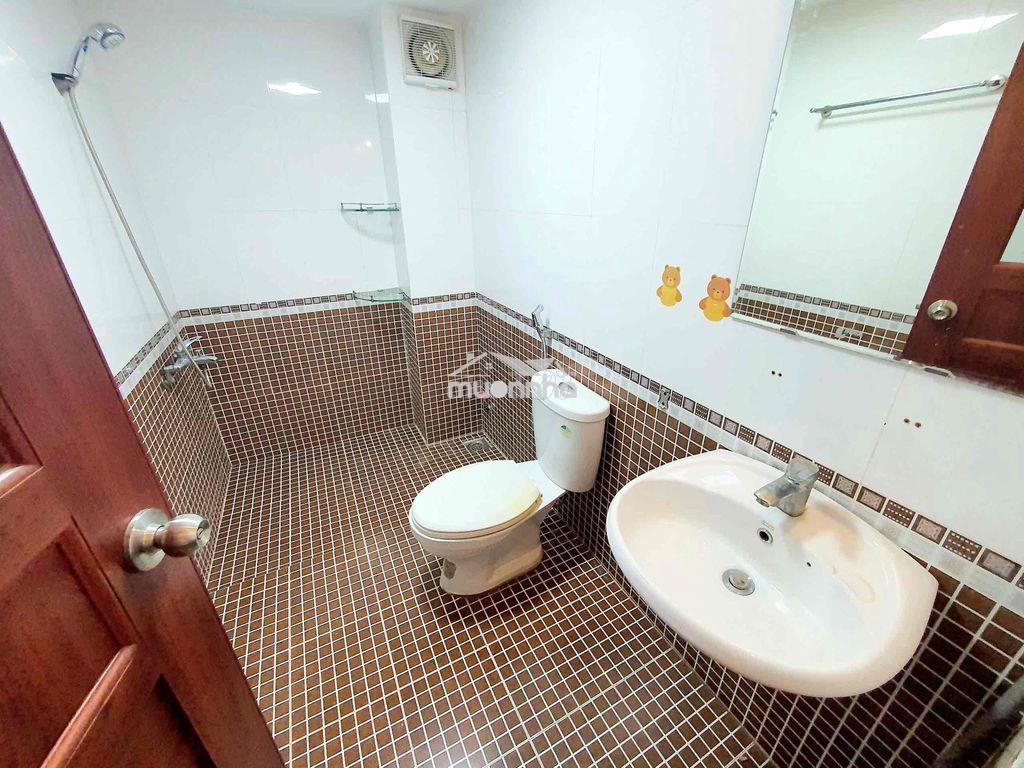🍀🍀Mặt tiền nội bộ sơn mới xe hơi đậu cửa 4x18m | 4pn 3wc - 3