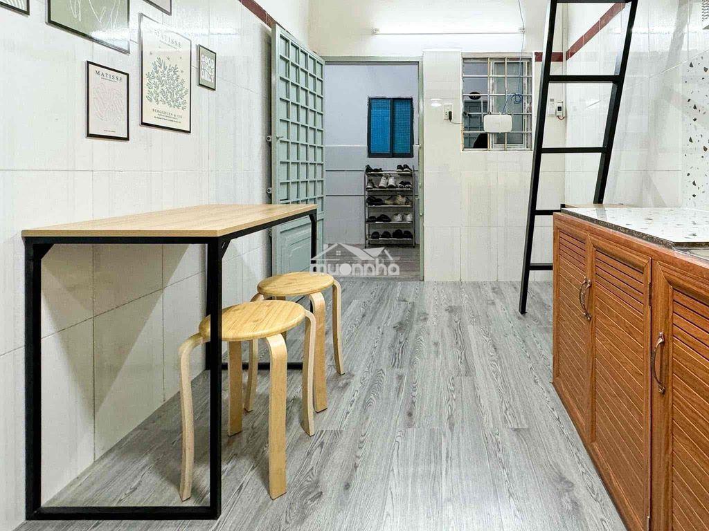 Trường phi công việt, đh gia định, hvhk - gác cao 3-4 ng - 4