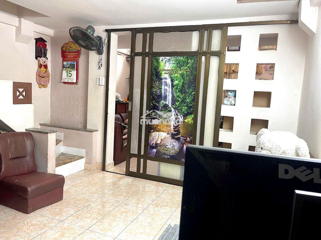 Chuyển nhượng gấp nhà đường khánh hội q4, dtsd 80m2, sổ sẵn 3.6 tỷ. - 2