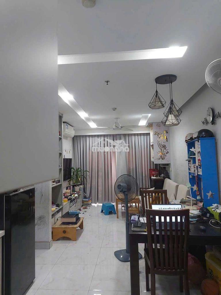 Cần bán căn chung cư căn góc 2pn