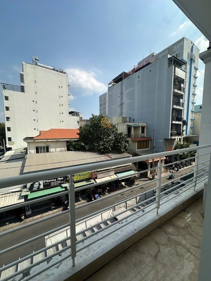 Căn hộ 1pn - full nội thất - ban công rộng - ngay dh uth, hutech, ngoại thương - 3